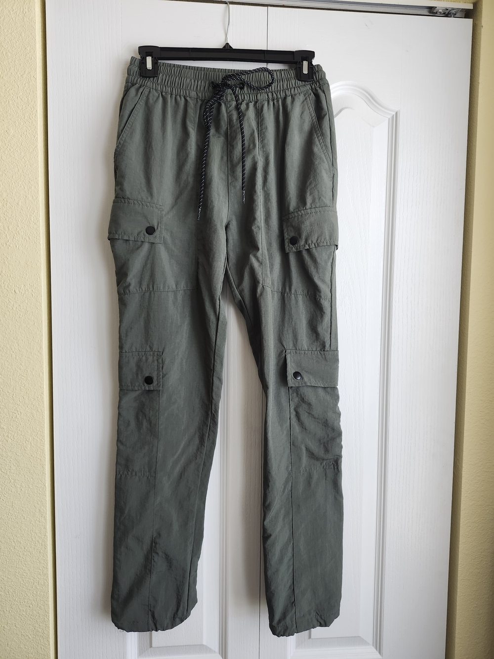 PacSun Men's Olive Cargo Pants with Drawstring Waist